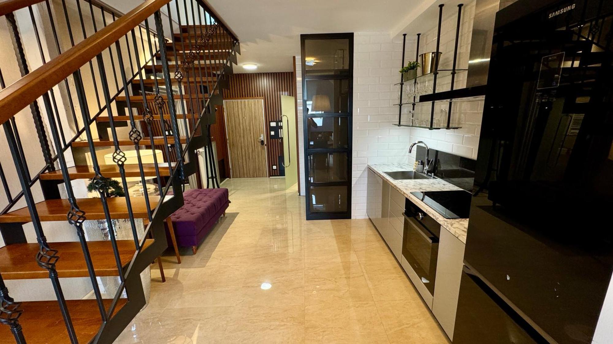 - Hlavna Ulica, Centrum, Netflix, Parking Apartment