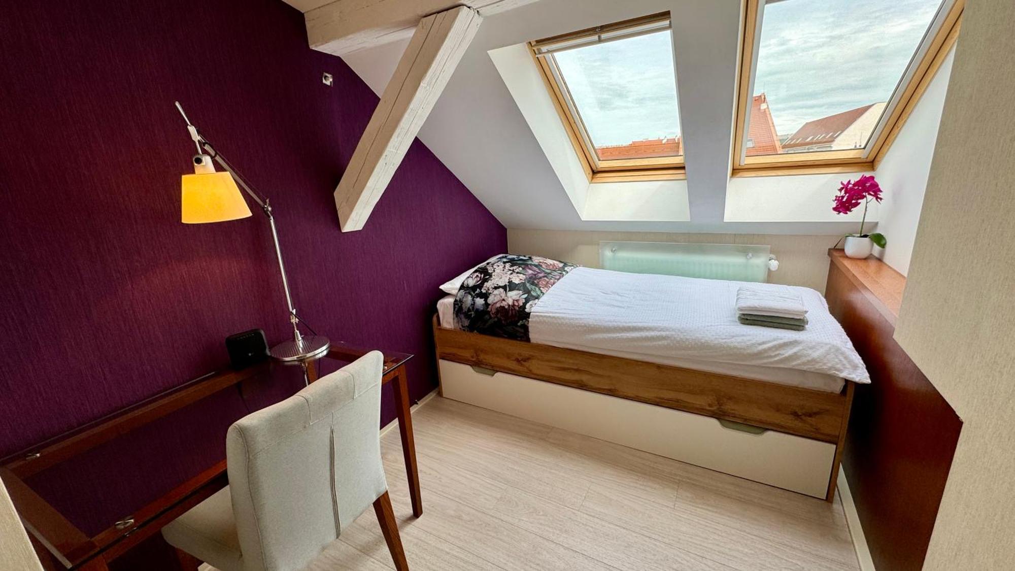 Apartment - Hlavna Ulica, Centrum, Netflix, Parking *